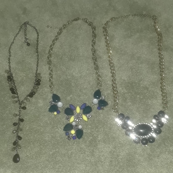 Necklaces (lot of 3) - Picture 1 of 7